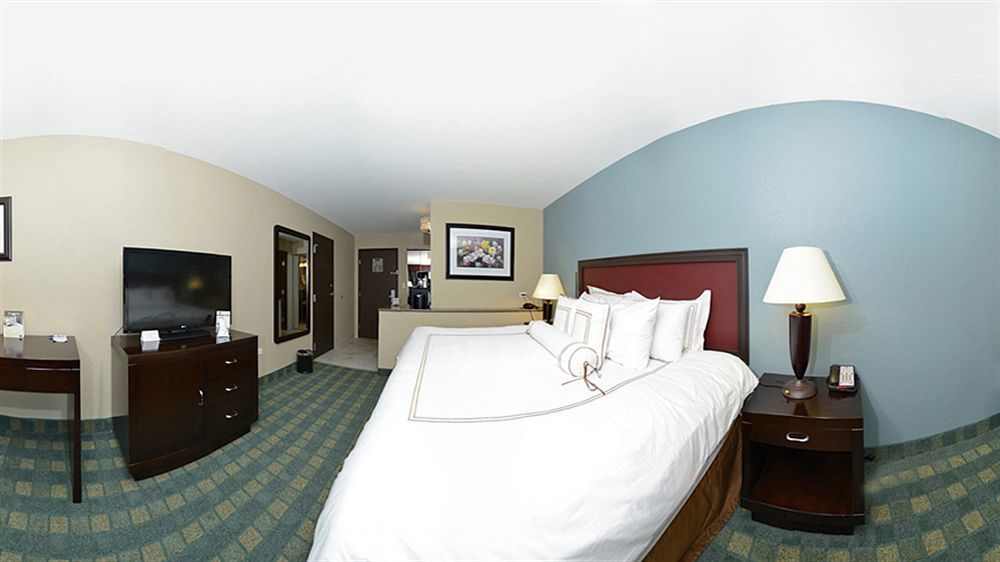 Causeway Bay Hotel Lansing Exterior foto