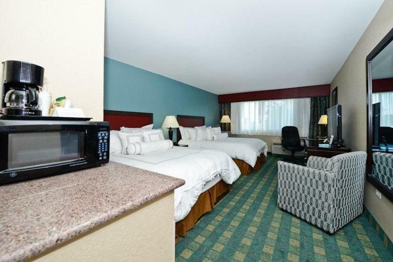 Causeway Bay Hotel Lansing Exterior foto